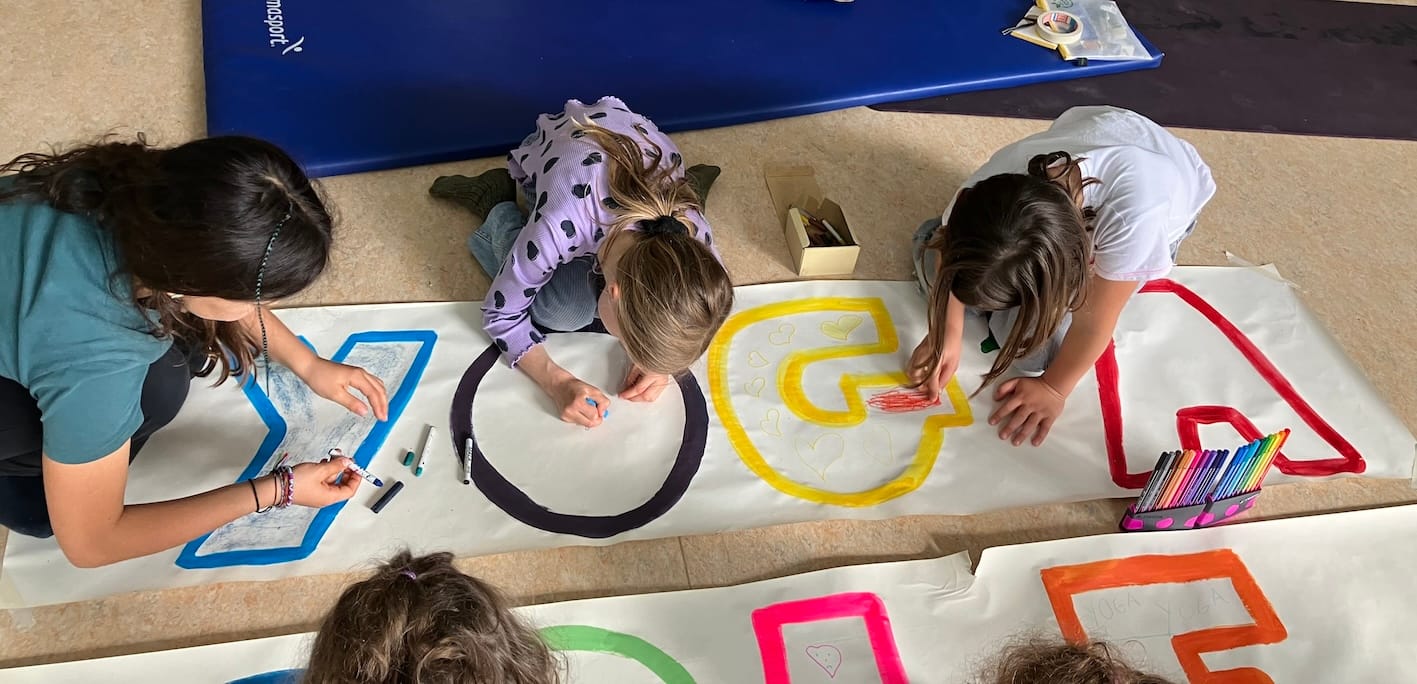 Enfants & Adolescents: grandir avec le yoga